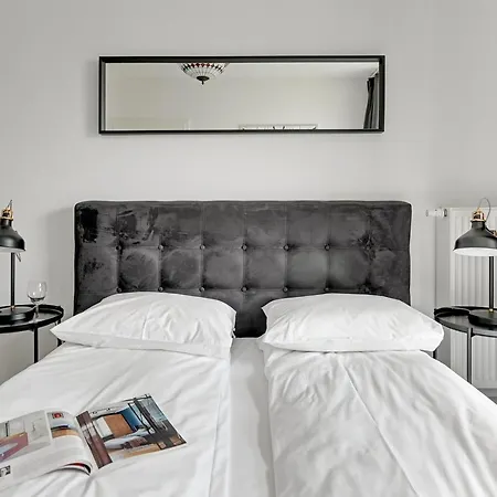 Grano Flats - Aura I